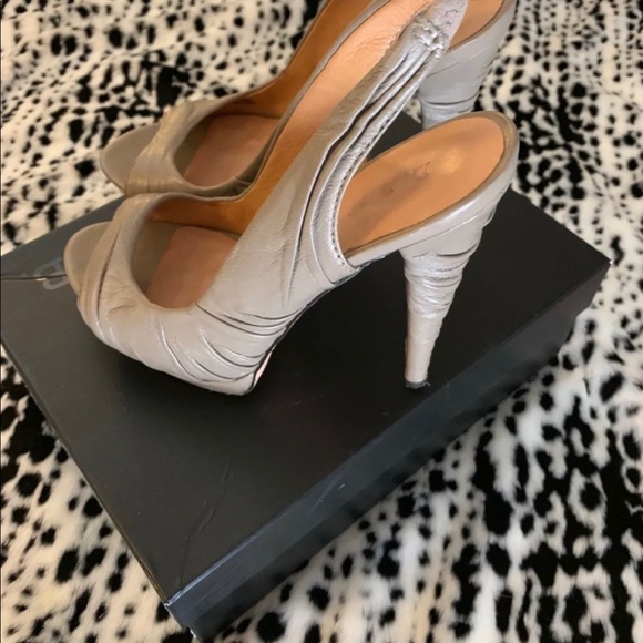 L.A.M.B. Ethel sling back peep toe shoe - Picture 3 of 6